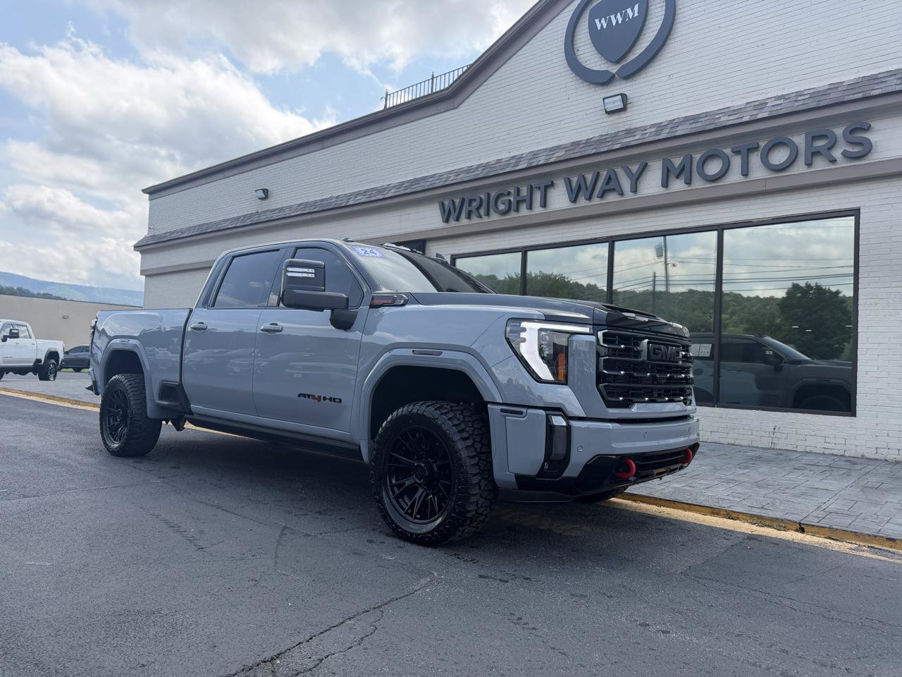 Used 2024 GMC Sierra 2500 AT4 w/ AT4 Premium Plus Package