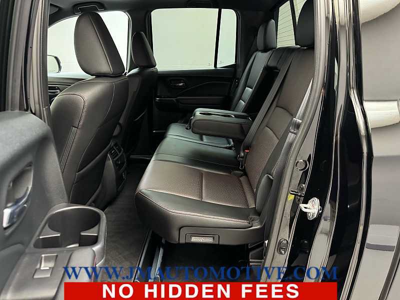 Used 2023 Honda Ridgeline Black Edition image 17
