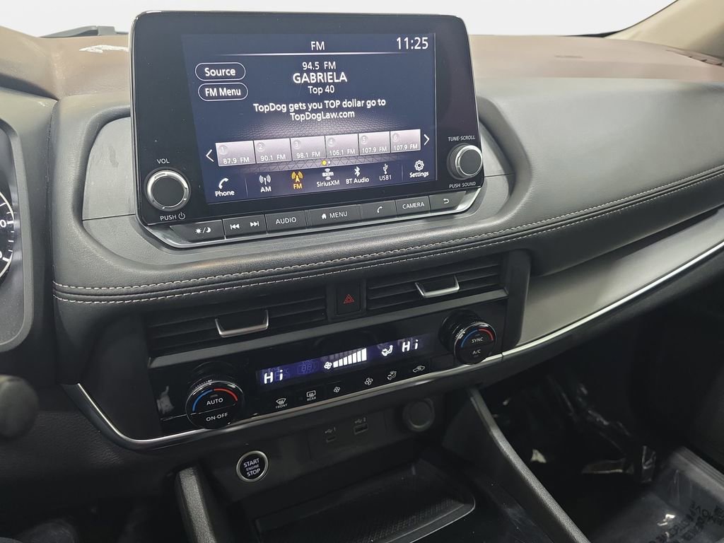 Used 2023 Nissan Rogue SV image 20