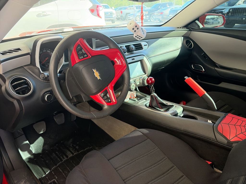 Used 2014 Chevrolet Camaro LS RWD image 10