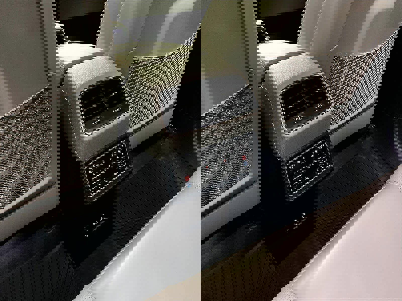 Certified 2024 Audi Q8 e-tron Prestige w/ Prestige Package image 34