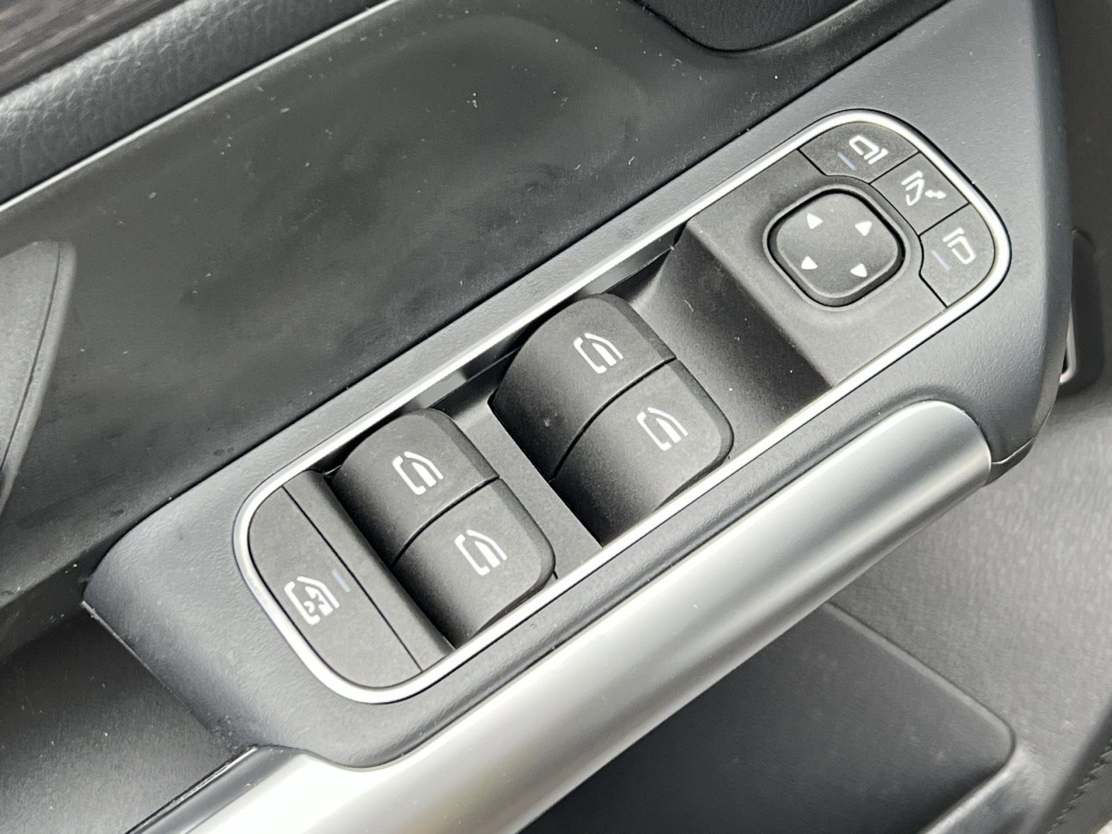 New 2026 Mercedes-Benz GLA 250 4MATIC image 13