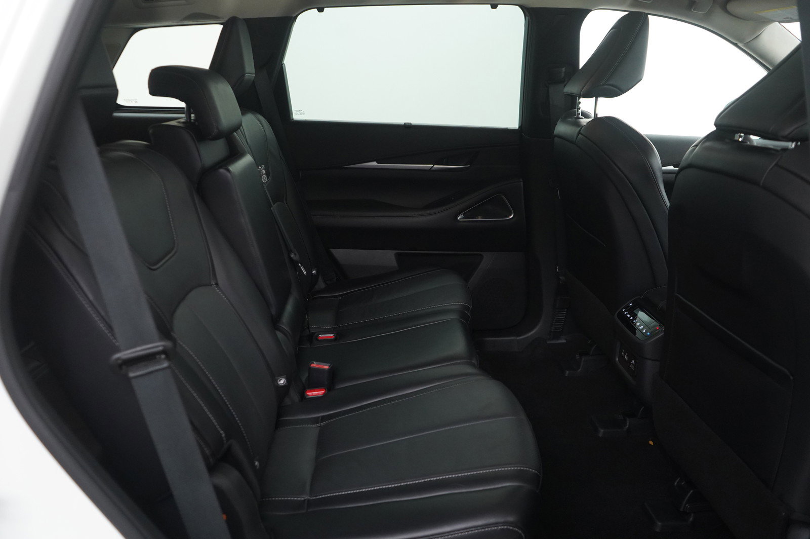 Used 2024 INFINITI QX60 Sensory AWD/4WD image 14