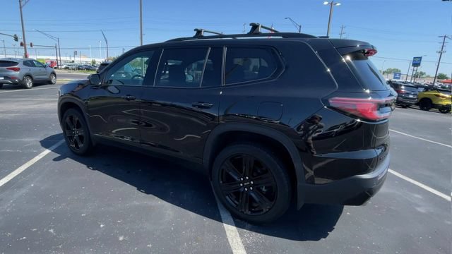 Used 2026 GMC Acadia Elevation w/ Black Edition FWD image 8