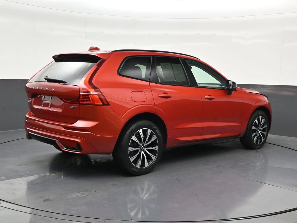 Certified 2024 Volvo XC60 B5 Core AWD/4WD image 6