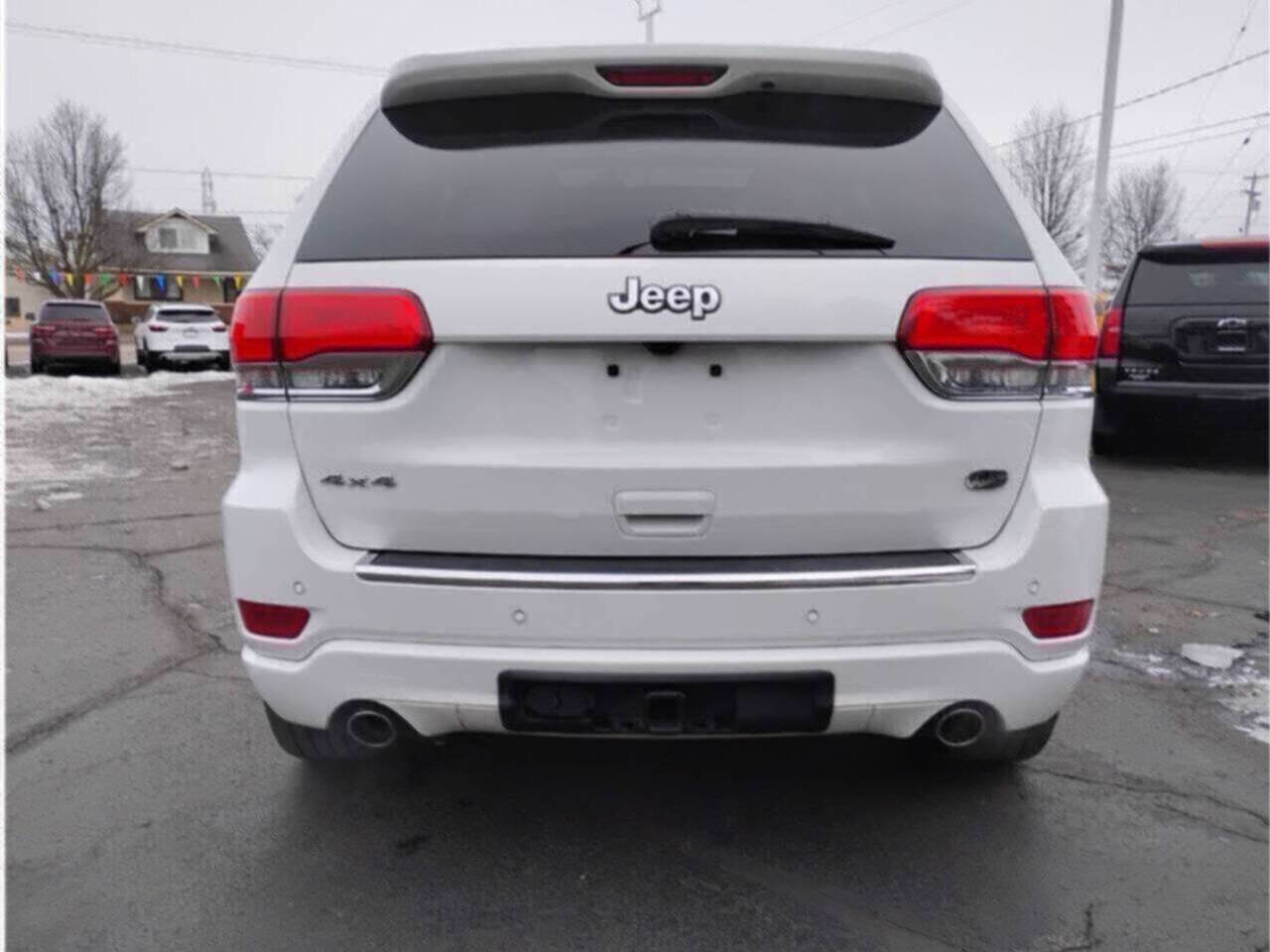 Used 2018 Jeep Grand Cherokee Overland AWD/4WD image 8
