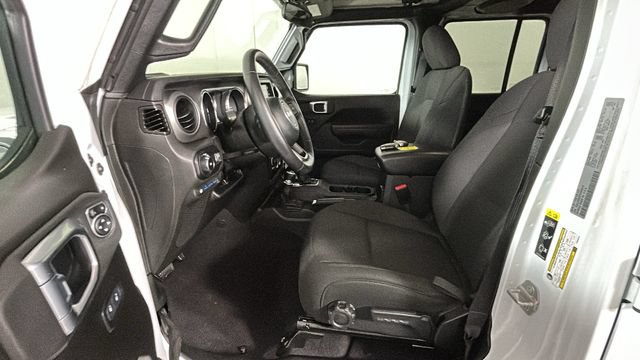 Used 2023 Jeep Wrangler Unlimited w/ Cold Weather Group AWD/4WD image 11