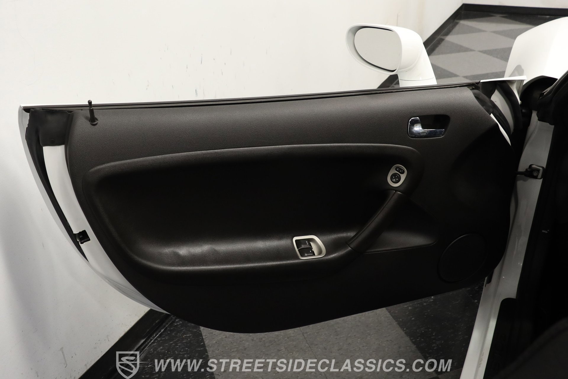 Used 2007 Pontiac Solstice Convertible w/ Premium Package image 33