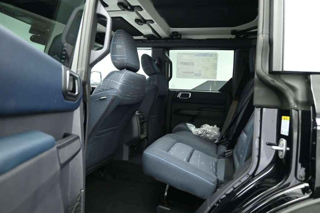 New 2026 Ford Bronco Heritage Edition AWD/4WD image 18
