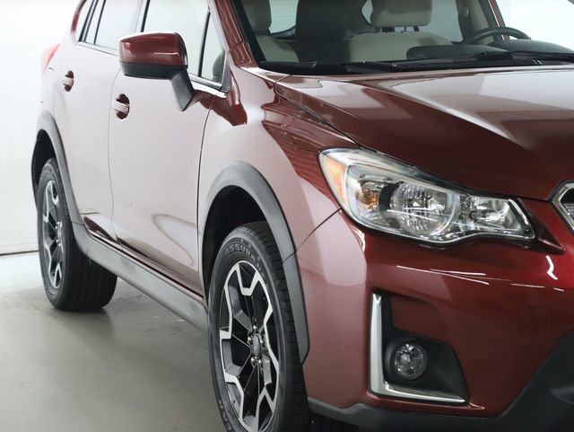 Used 2017 Subaru Crosstrek 2.0i Premium image 5