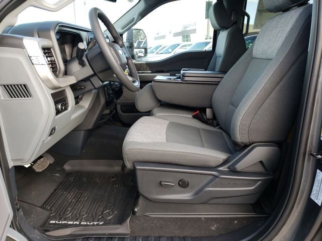 New 2026 Ford F450 XLT w/ XLT Premium Package image 17