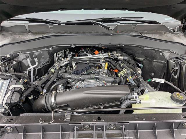 New 2025 Ford Explorer Active w/ Active Comfort Package image 17