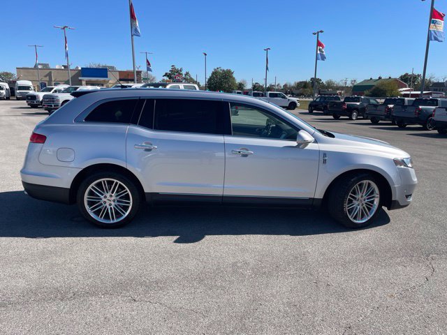 Used 2019 Lincoln MKT AWD image 13