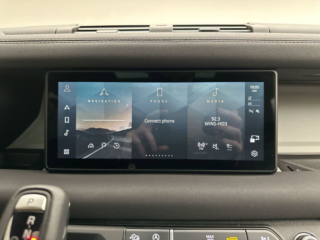 Used 2022 Land Rover Defender 110 X-Dynamic SE image 26