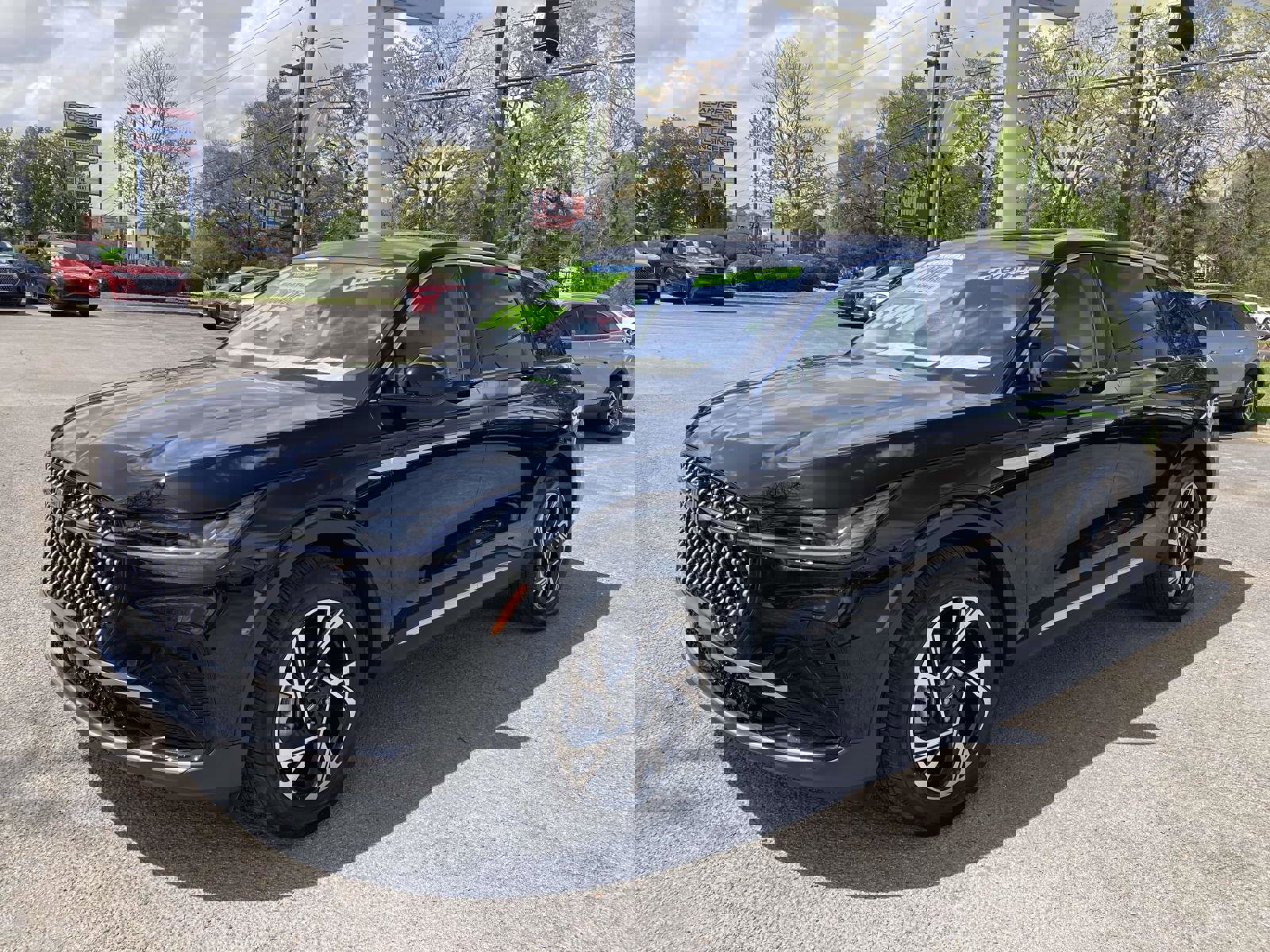 Certified 2025 Lincoln Nautilus Premier w/ Equipment Group 102A image 9