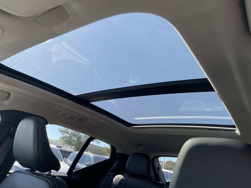 New 2026 Volvo XC40 B5 Core w/ Climate Package image 25