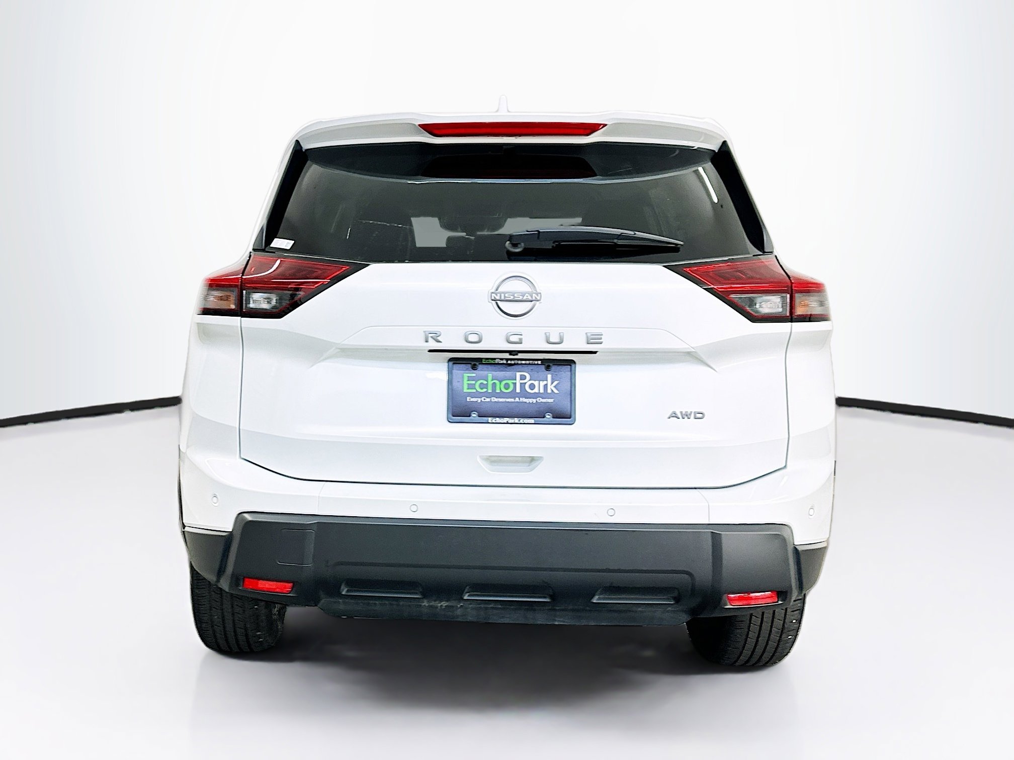 Used 2025 Nissan Rogue SV image 7