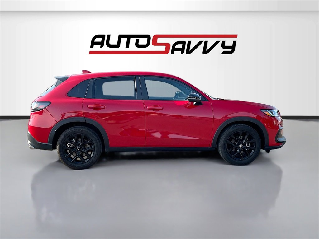 Used 2025 Honda HR-V Sport image 8