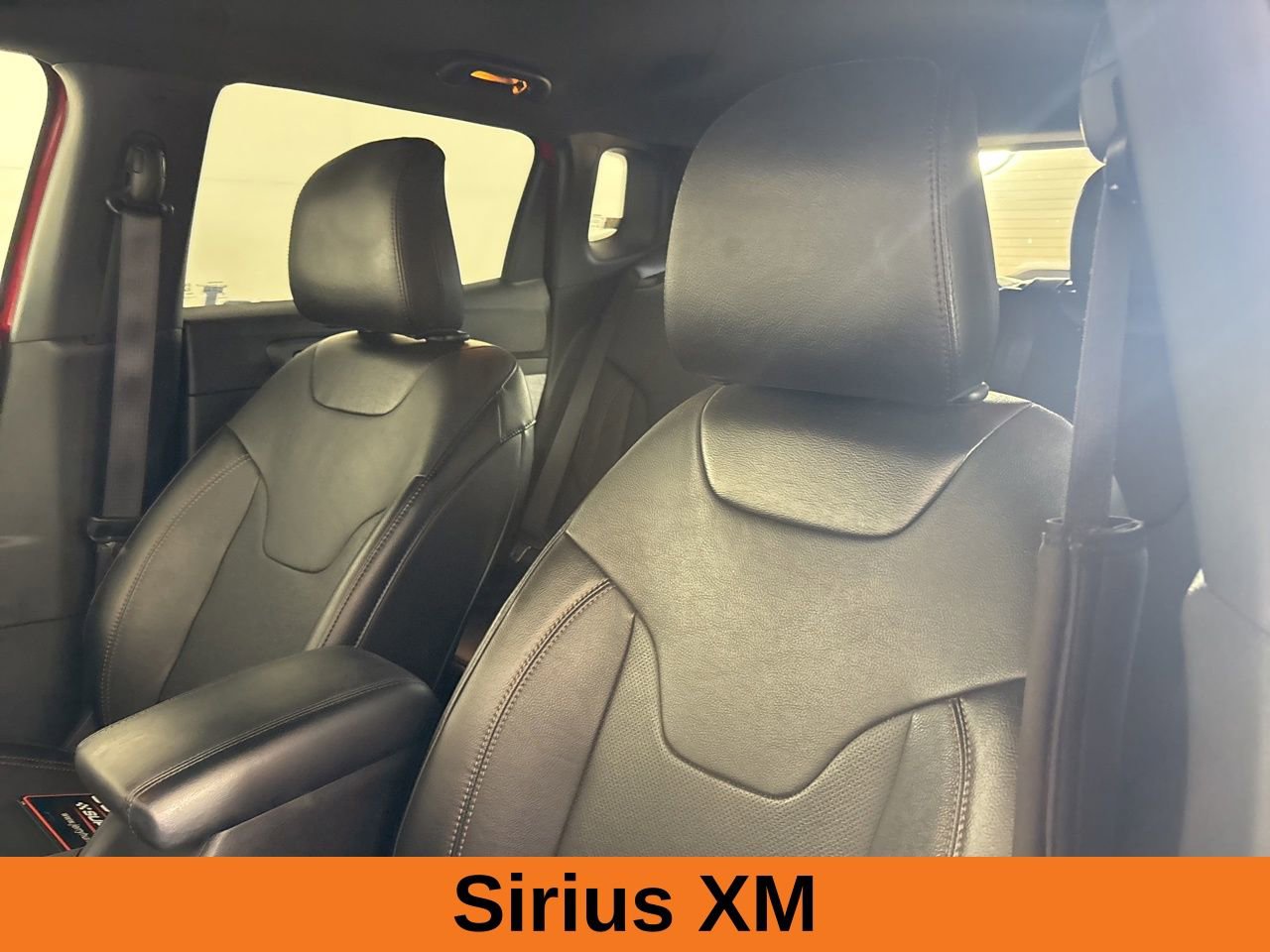 Used 2023 Jeep Compass Latitude image 9