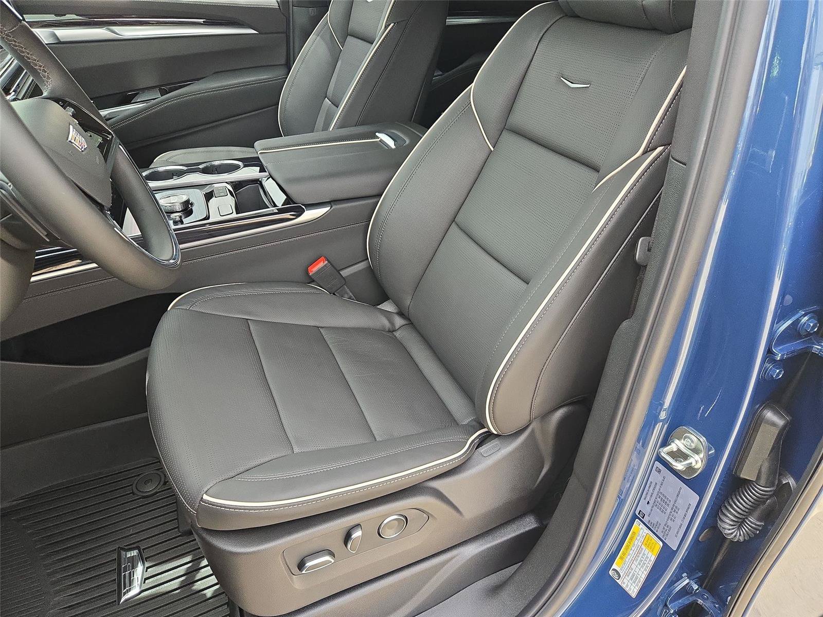 New 2026 Cadillac Escalade Sport w/ Touring Package AWD/4WD image 11