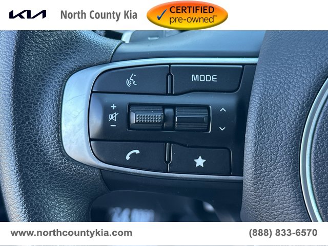 Certified 2025 Kia Sportage LX image 24