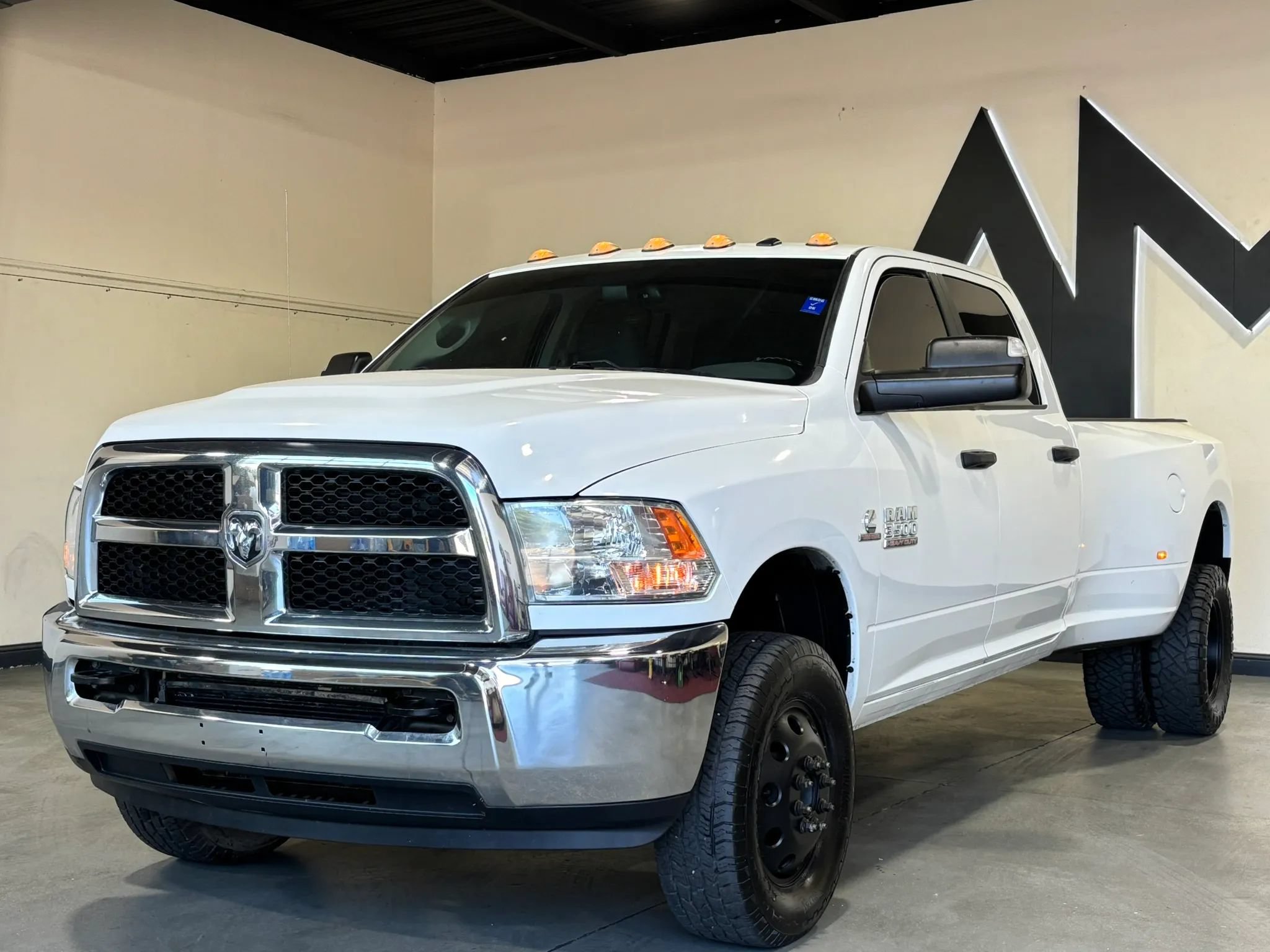 Used 2018 RAM 3500 SLT w/ Luxury Group
