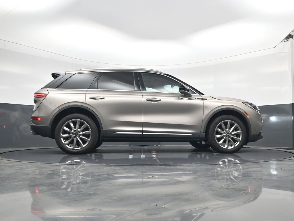 Used 2021 Lincoln Corsair FWD w/ Premium Package image 23