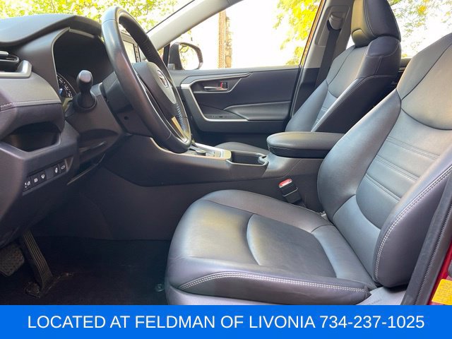 Used 2022 Toyota RAV4 XLE Premium AWD/4WD image 20