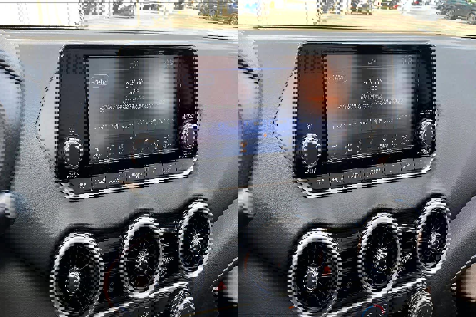 Certified 2024 Nissan Sentra S image 30