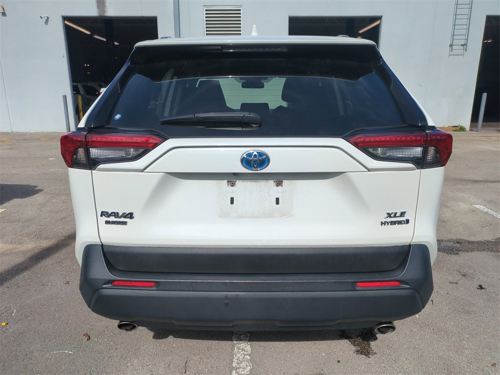 Used 2022 Toyota RAV4 XLE image 7
