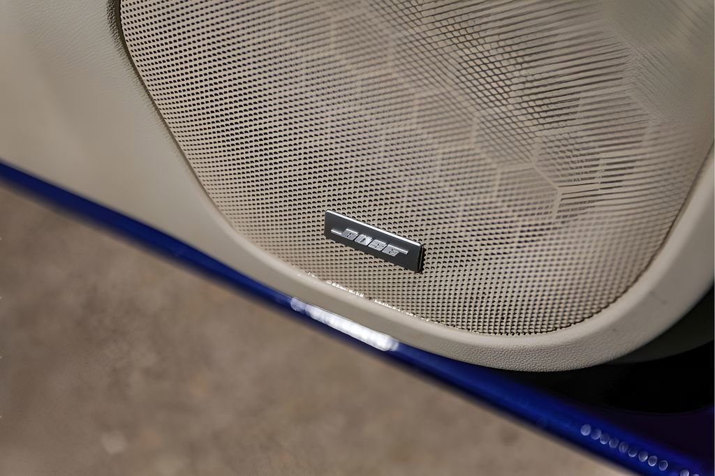 Used 2023 GMC Acadia Denali image 25