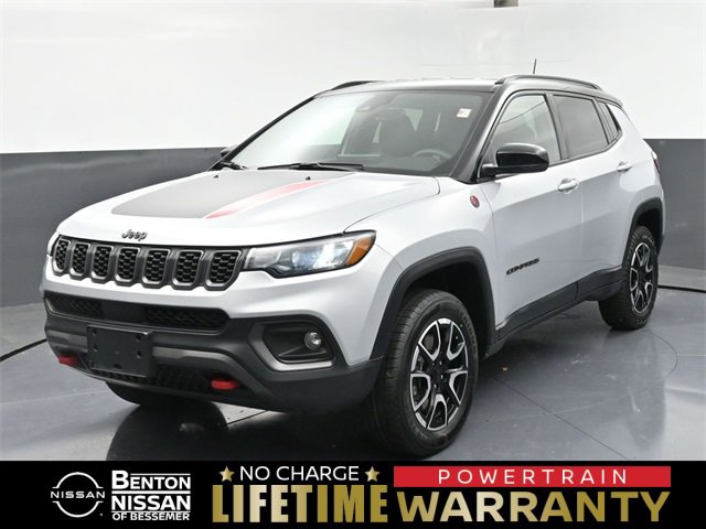 Used 2024 Jeep Compass Trailhawk