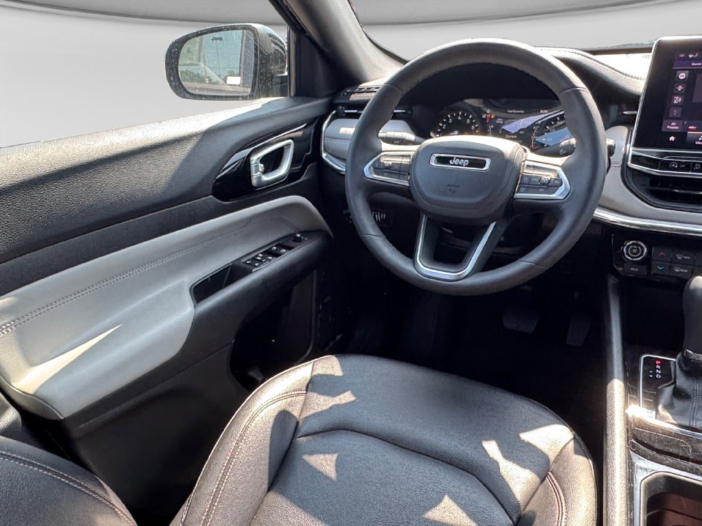 Used 2024 Jeep Compass Limited AWD/4WD image 21