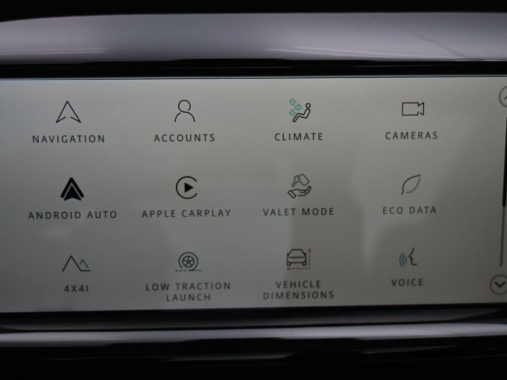 Used 2023 Land Rover Discovery Sport S R-Dynamic image 16