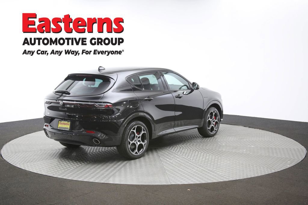 Used 2024 Alfa Romeo Tonale Veloce w/ Active Assist Package image 38