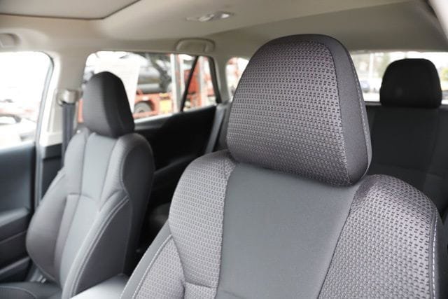 Used 2025 Subaru Outback Premium AWD/4WD image 14