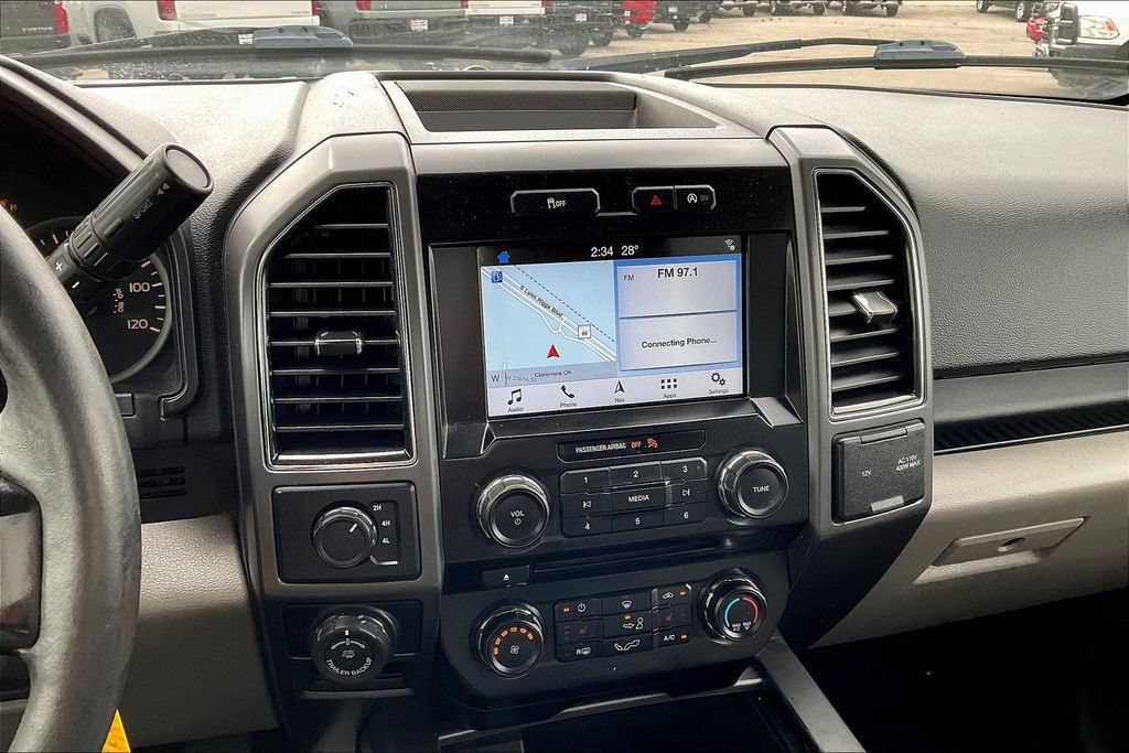 Used 2017 Ford F150 XLT w/ Equipment Group 302A Luxury AWD/4WD image 13