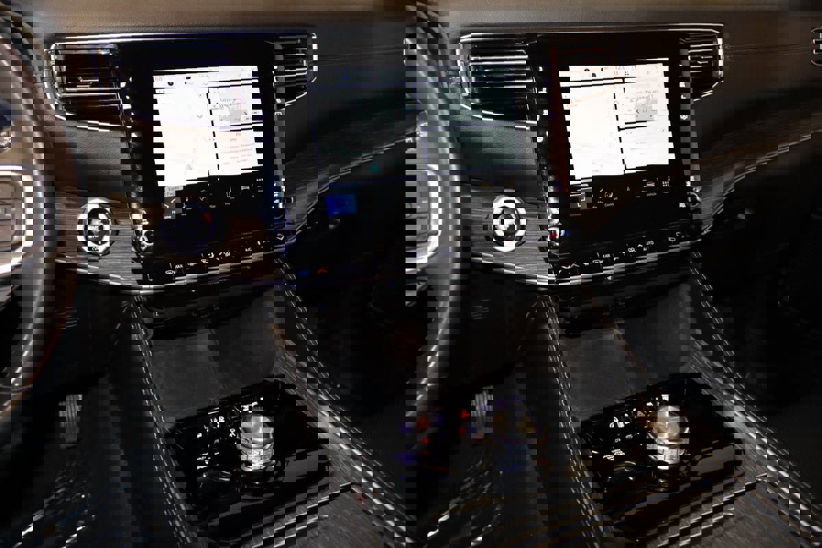 Used 2024 Jeep Wagoneer L Series II w/ Flexible Seating Group image 46