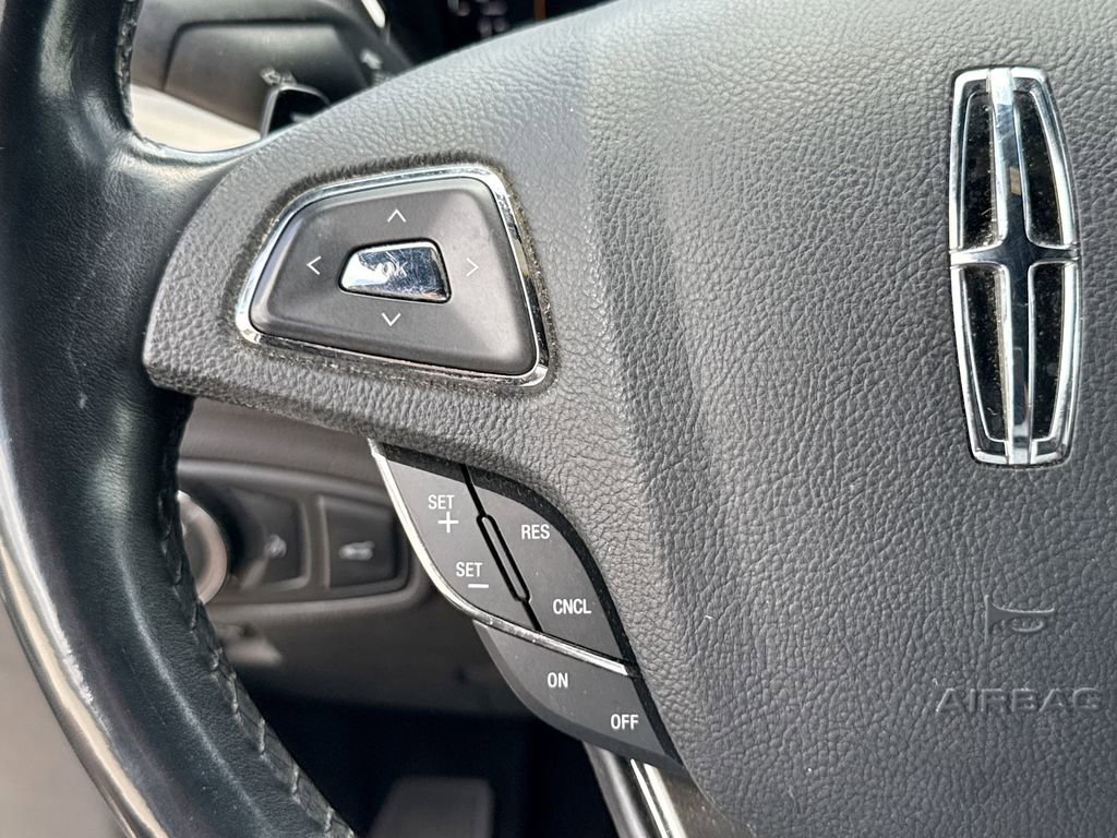 Used 2017 Lincoln MKC Select w/ Select Plus Package AWD/4WD image 26