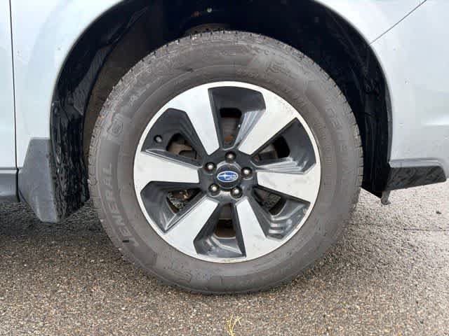 Used 2017 Subaru Forester 2.5i w/ Alloy Wheel Package AWD/4WD image 7