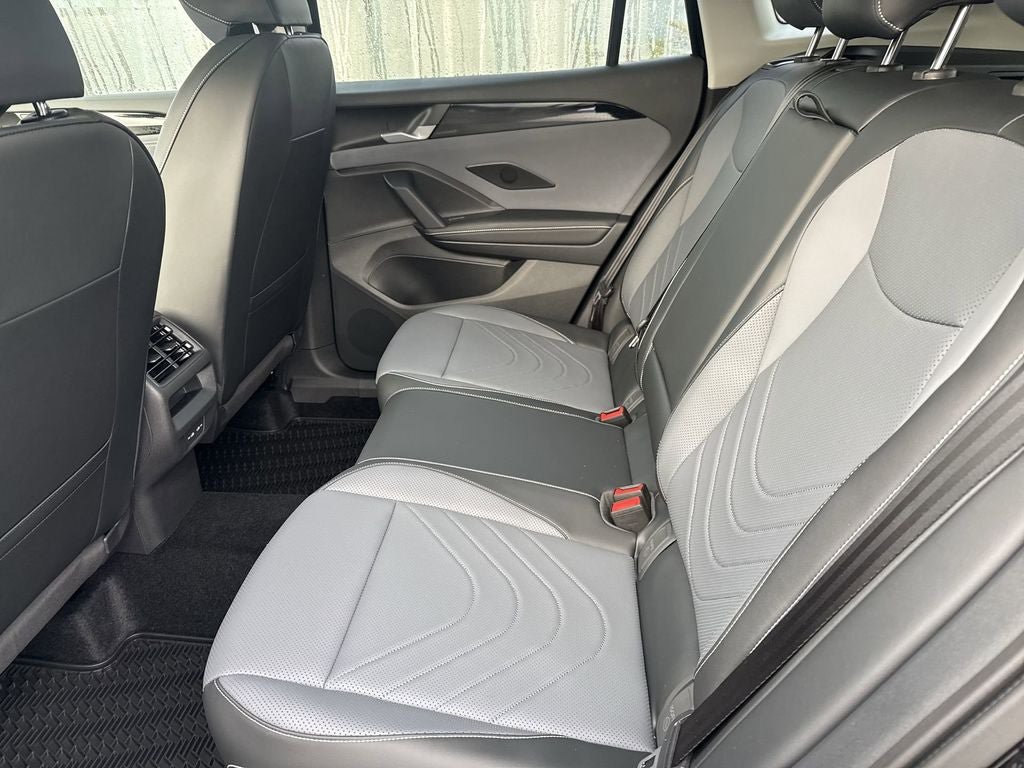 New 2026 Volkswagen Tiguan SE AWD/4WD image 26