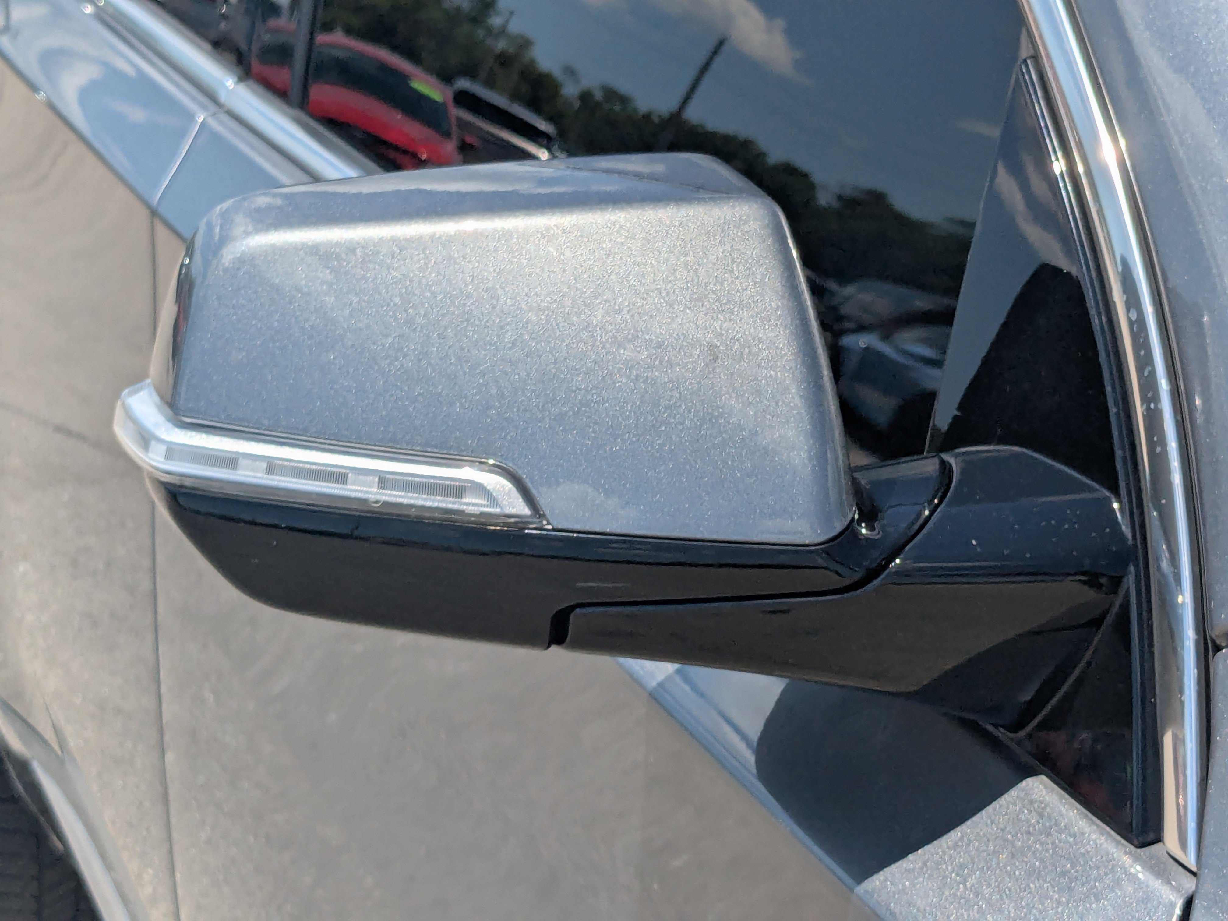 Used 2019 Chevrolet Traverse Premier w/ Driver Confidence II Package image 12