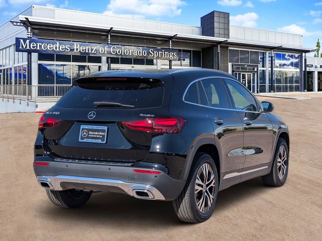 Used 2026 Mercedes-Benz GLA 250 4MATIC image 7