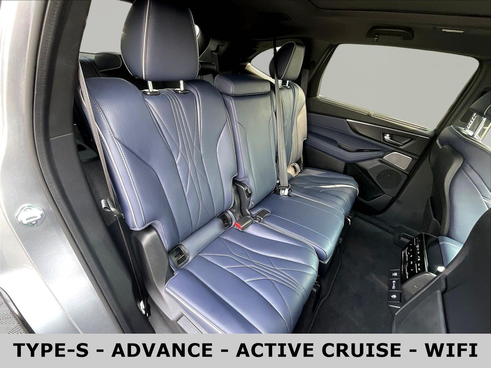 Used 2024 Acura MDX Type S AWD/4WD image 25