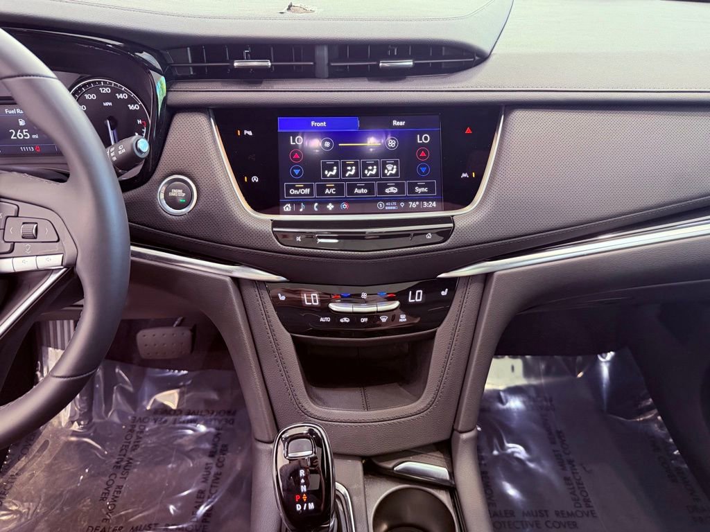 Used 2025 Cadillac XT6 Luxury FWD image 25