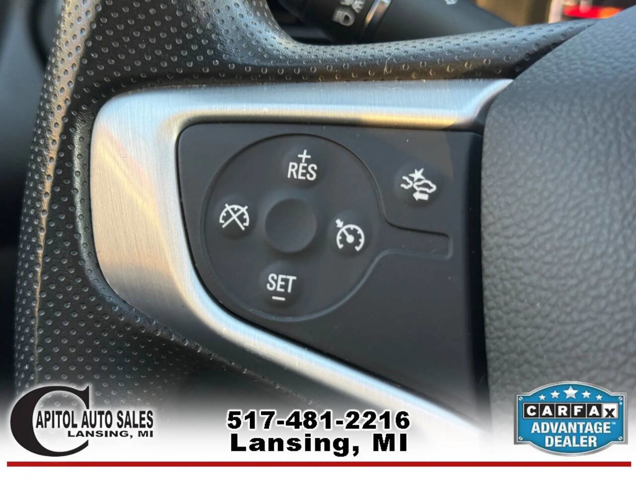 Used 2021 GMC Acadia SLE w/ Driver Convenience Package image 26