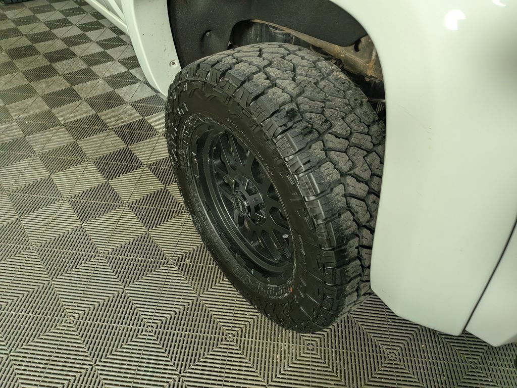 Used 2020 GMC Sierra 1500 AT4 w/ AT4 Premium Package image 12