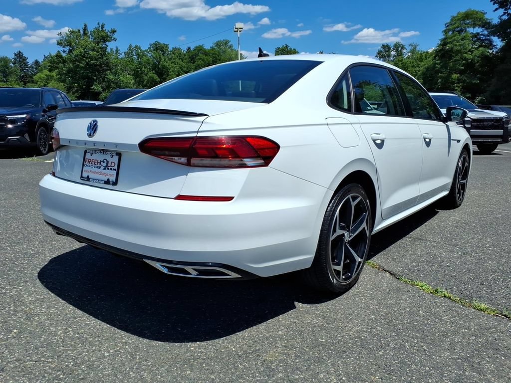 Used 2020 Volkswagen Passat 2.0T R-Line FWD image 17