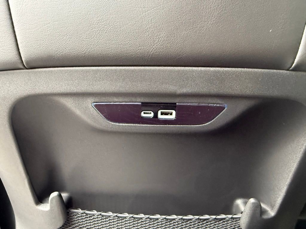 New 2026 Chrysler Pacifica Select FWD image 39