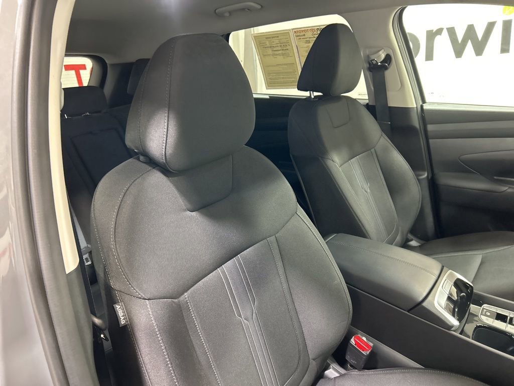 Used 2025 Hyundai Tucson SEL image 14